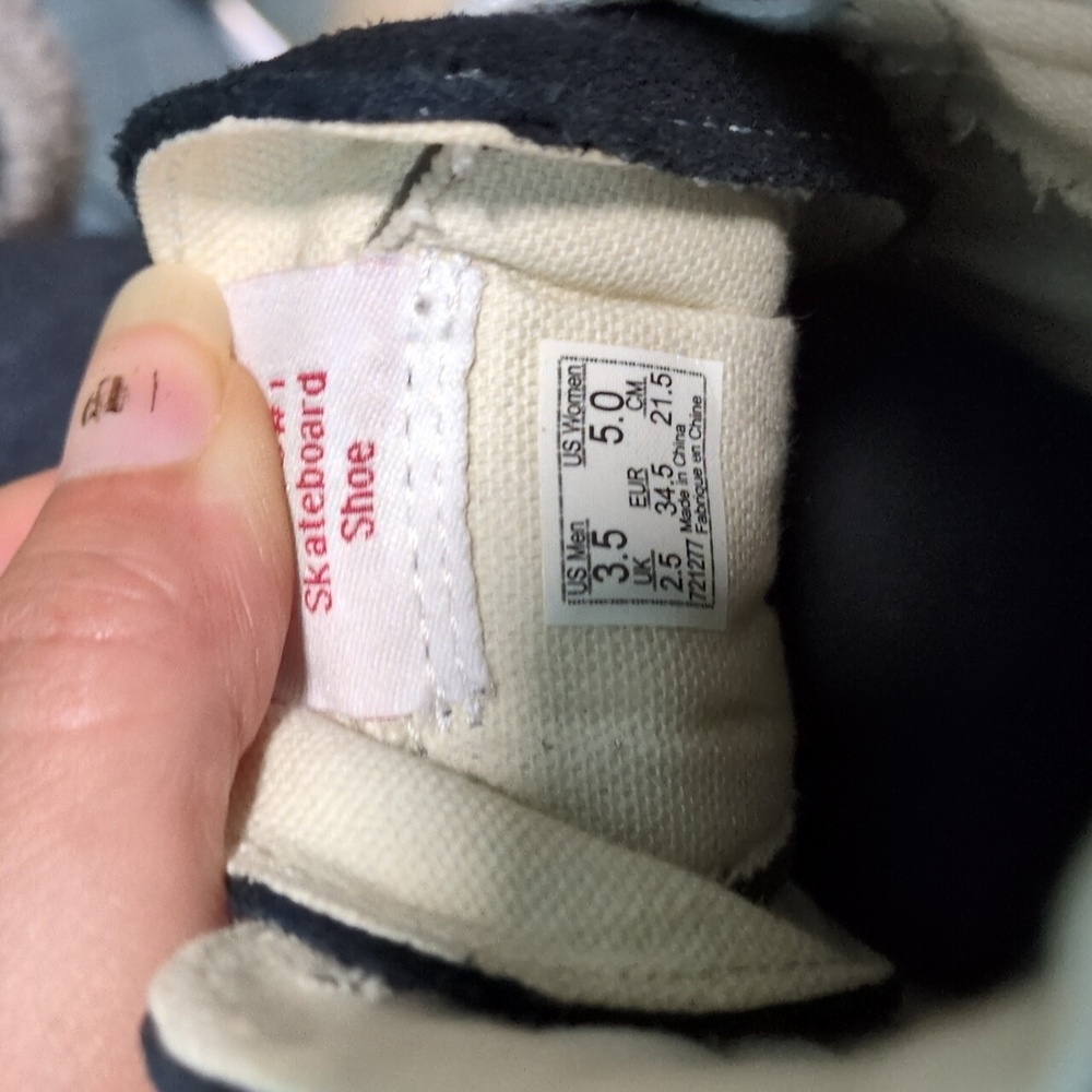 Vans Black and White High-Top Sneakers Kids Sz 3.5 - Picture 5 of 5